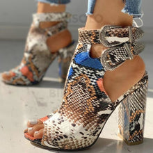 Charger l'image dans la galerie, Femmes Pu Talon Bottier Sandales À Bout Ouvert Avec Boucle La Copie Animale Chaussures