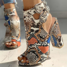 Charger l'image dans la galerie, Femmes Pu Talon Bottier Sandales À Bout Ouvert Avec Boucle La Copie Animale Chaussures