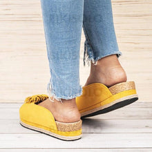 Charger l'image dans la galerie, Femmes Pu Talon Compensé Sandales À Bout Ouvert Chaussons Avec Une Fleur Chaussures