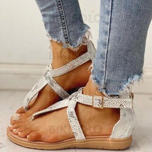 Charger l&#39;image dans la galerie, Femmes Pu Talon Plat Sandales À Bout Ouvert Avec Rivet Boucle La Copie Animale Chaussures