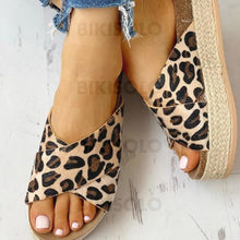 Charger l&#39;image dans la galerie, Femmes Pu Talon Plat Sandales À Bout Ouvert Chaussons Avec La Copie Animale Chaussures