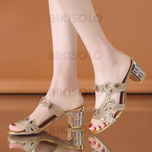 Charger l'image dans la galerie, Femmes Pvc Talon Bottier Sandales À Bout Ouvert Chaussons Avec Strass Chaussures