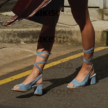 Charger l'image dans la galerie, Femmes Suède Talon Bottier Sandales À Bout Ouvert Avec Dentelle Chaussures
