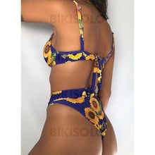 Charger l&#39;image dans la galerie, Taille Haute Imprimé Jambe Haute À Bretelles Sexy Bikinis Maillots De Bain